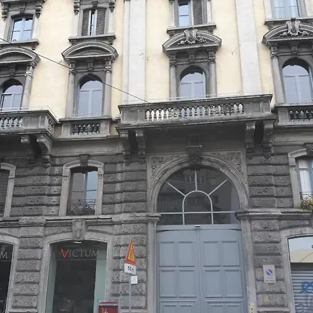 ベッド・アンド・ブレックファスト Tricolore